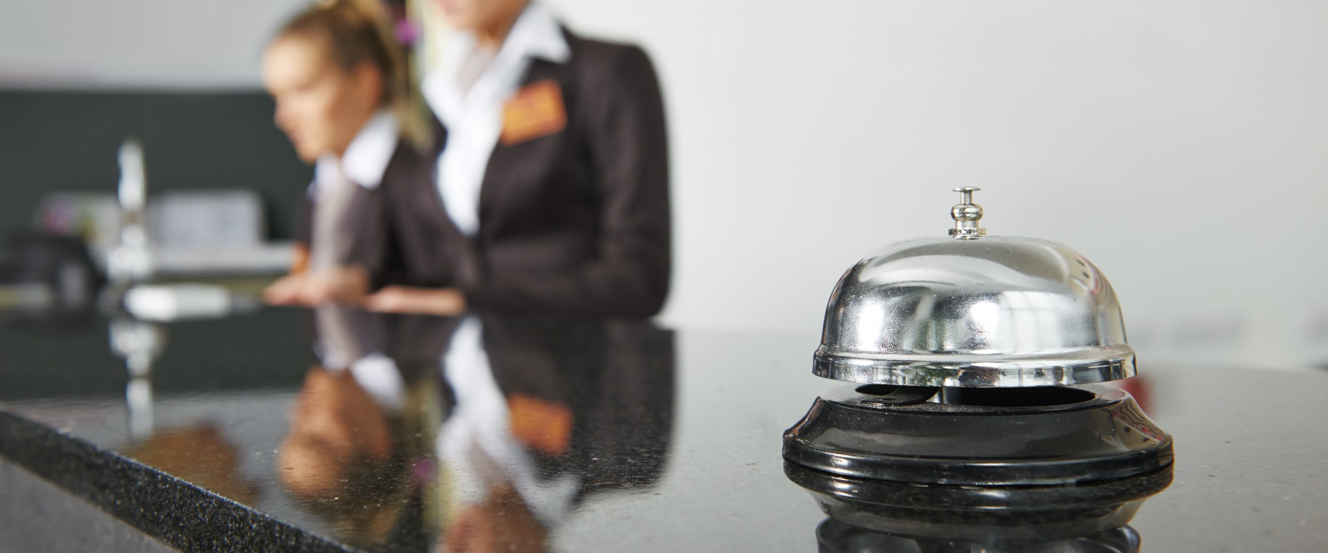 HomeStay Inn & Suites Contact Banner