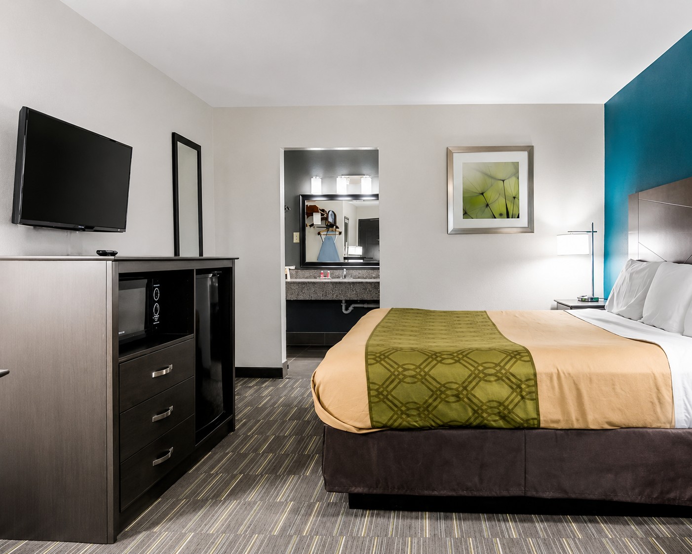 HomeStay Inn & Suites Banner